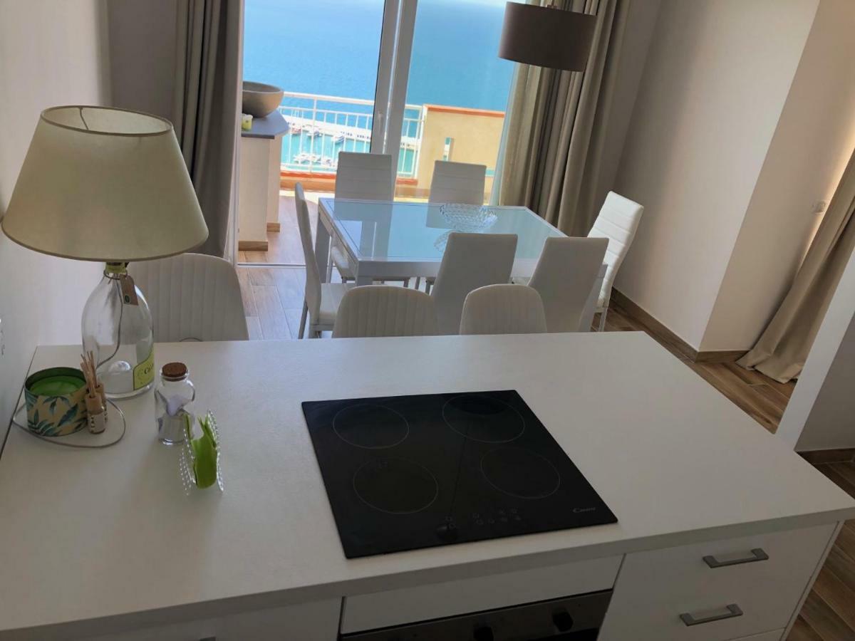 Appartamento Vista Mare Capo dʼOrlando Exteriér fotografie